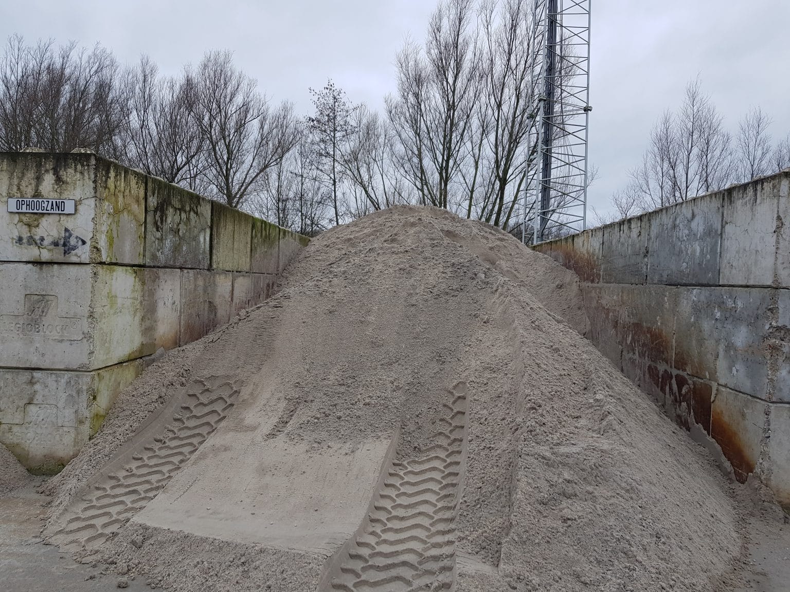 Ophoogzand Ophoogzand Uit Eigen Voorraad Kopen ophoogzand-ophoogzand-uit-eigen-voorraad-kopen