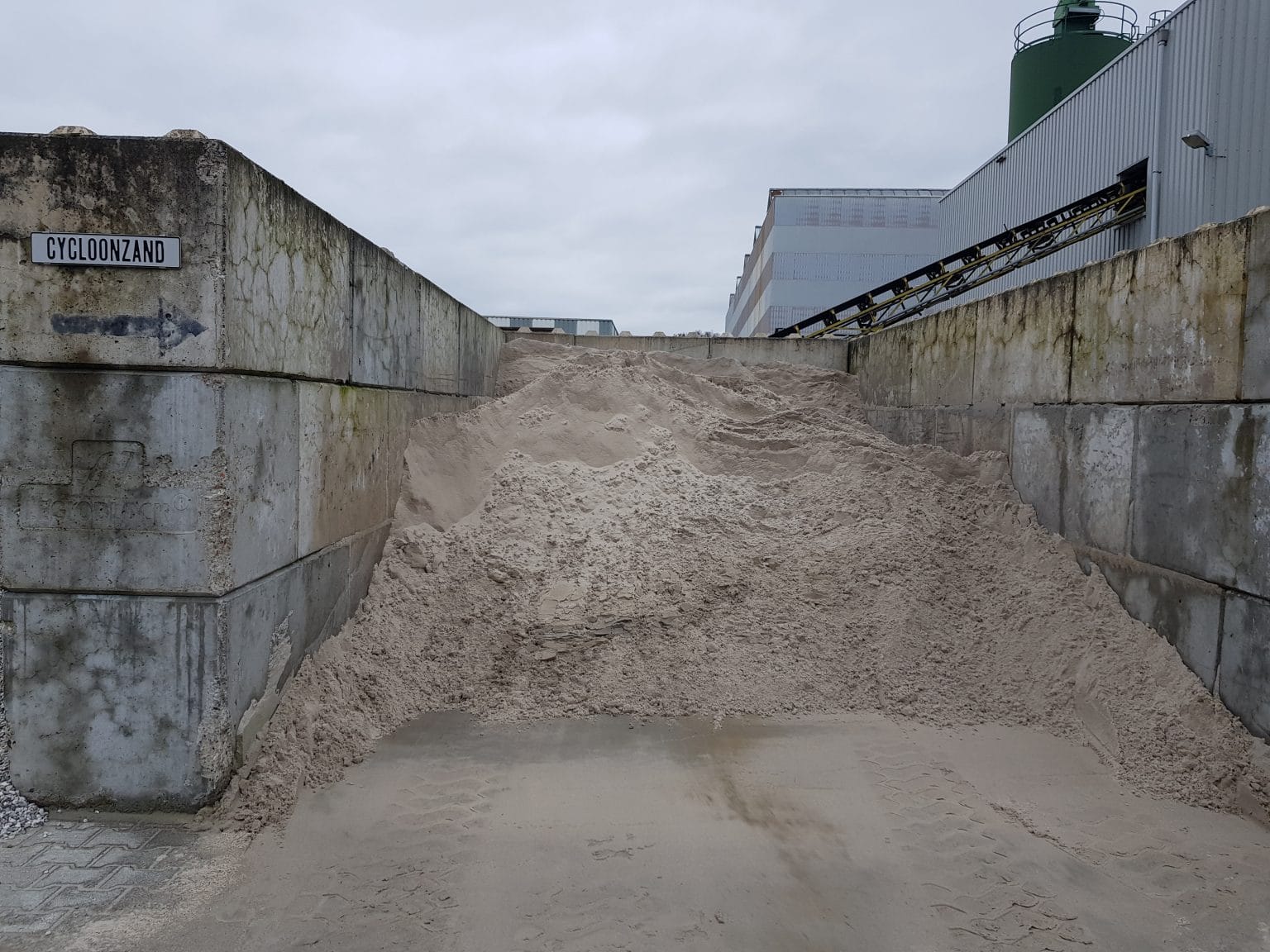 Straatzand | Gemakkelijk Bestellen | Bestelgrindenzand | Straatzand ...